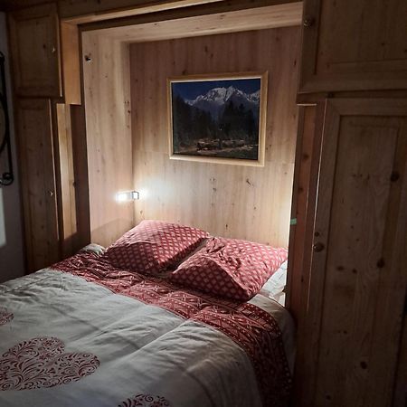 A4 Km De Megeve Tres Joli Studio Avec Jacuzzi ,Vue Sur Les Montagnes Au Calme Praz-sur-Arly Ngoại thất bức ảnh